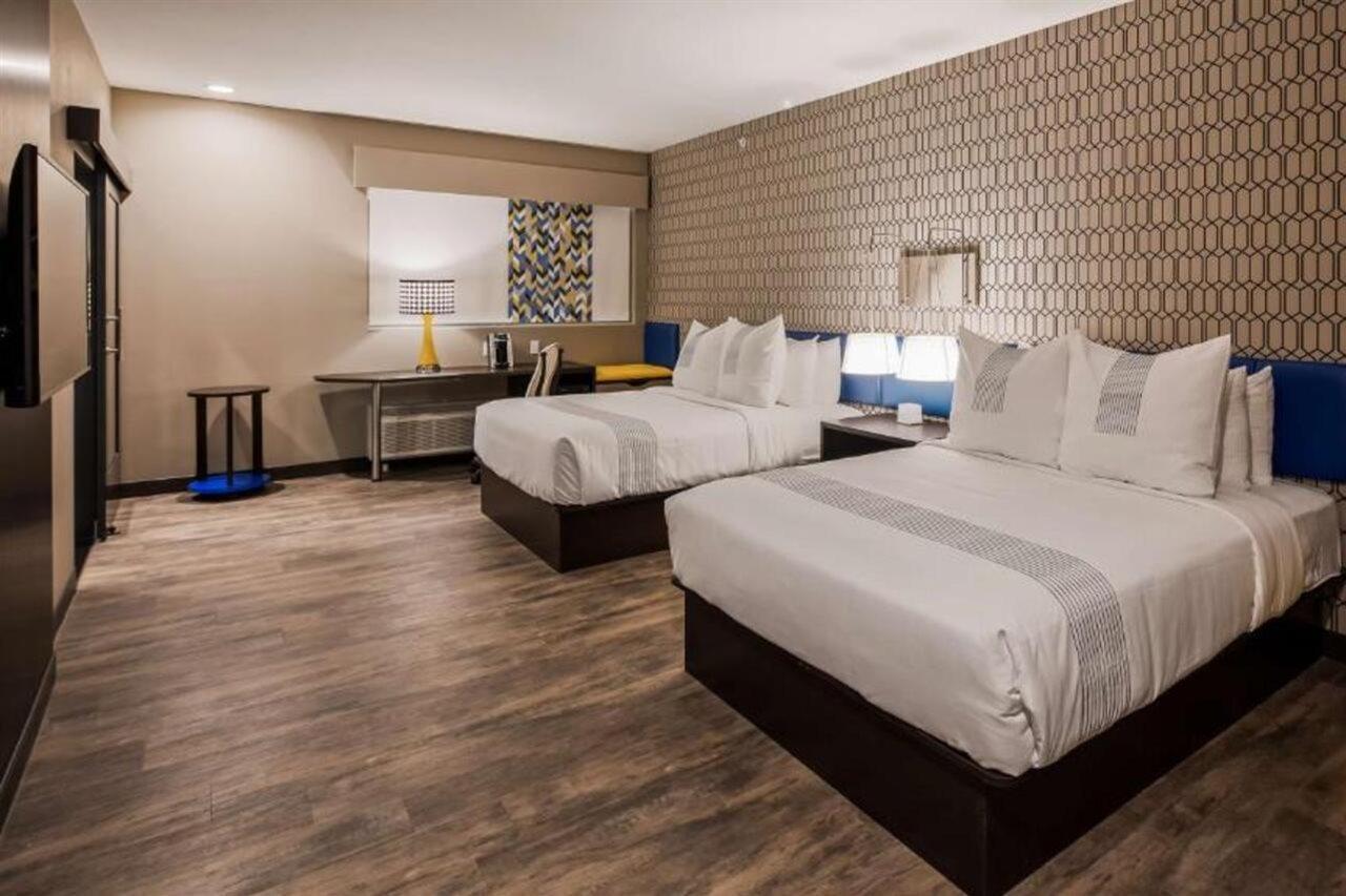 Glo Best Western Tulsa-Catoosa East Route 66 Buitenkant foto