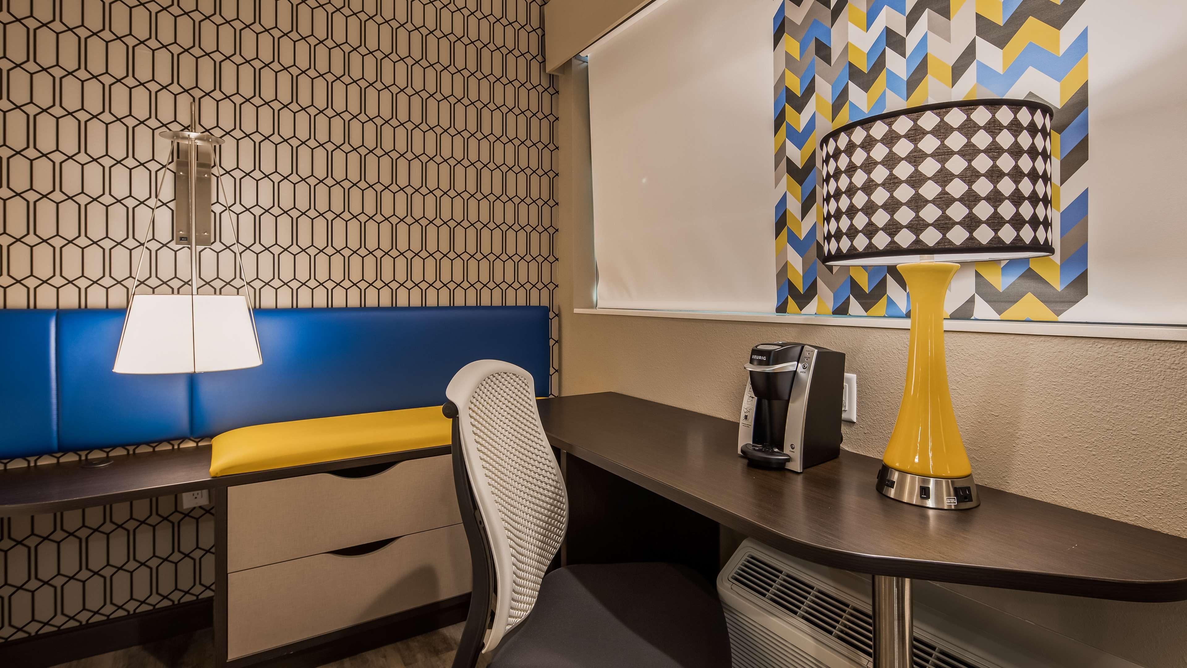 Glo Best Western Tulsa-Catoosa East Route 66 Buitenkant foto